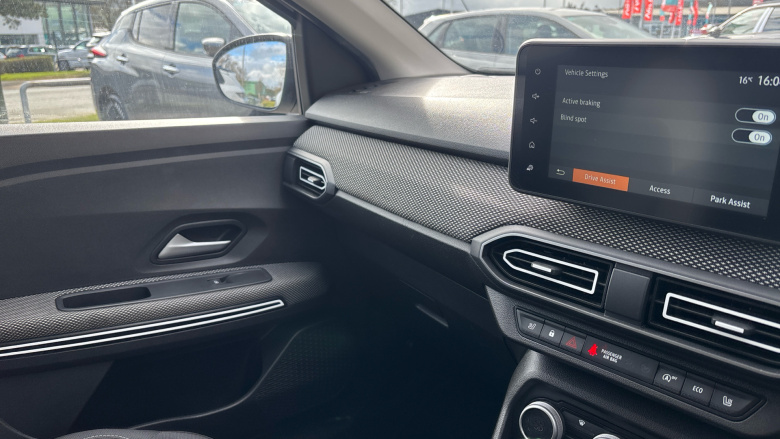 Dacia Jogger 1.0 TCe Extreme SE 5dr Petrol Estate